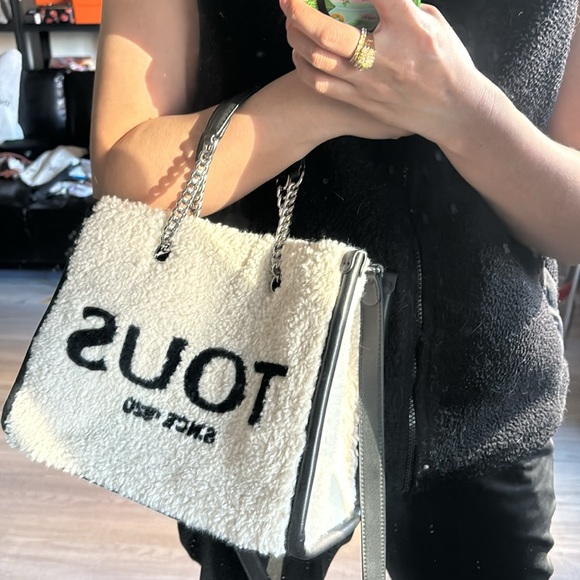 Authentic Tous bag with straps - Picture 3 of 4